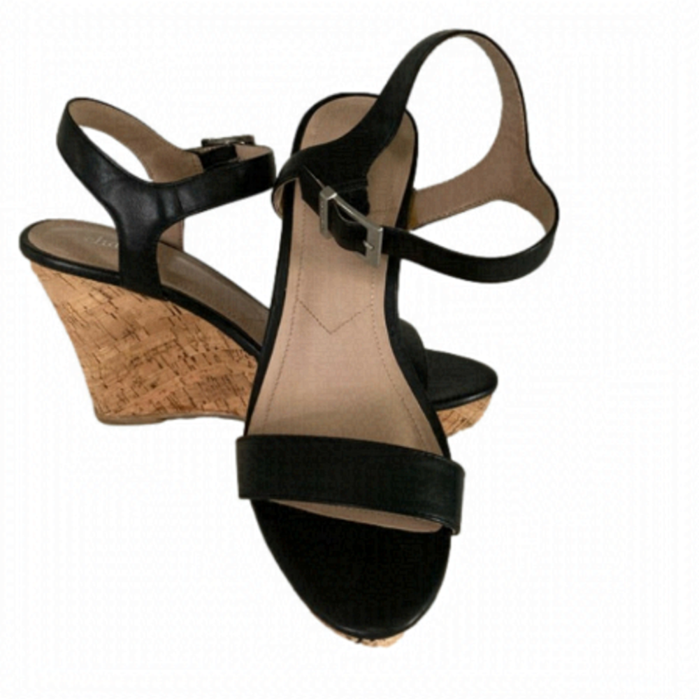 CHARLES by CHARLES DAVID WEDGE BLACK SANDALS- Size 9 1/2
